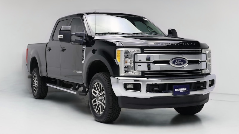 2017 Ford F-250 Lariat Hero Image