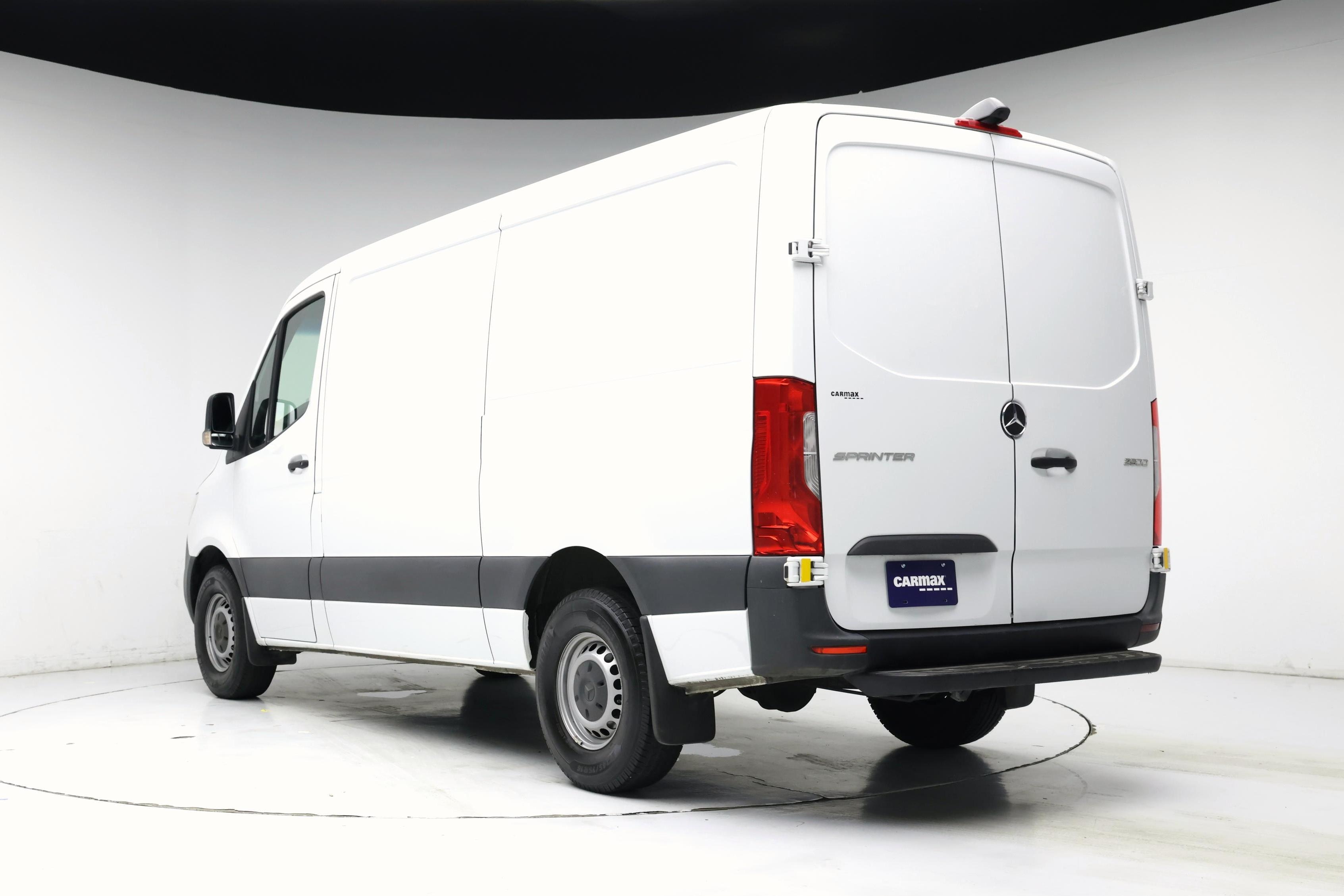 Thumbnail: 2021 Mercedes-Benz Sprinter - 2
