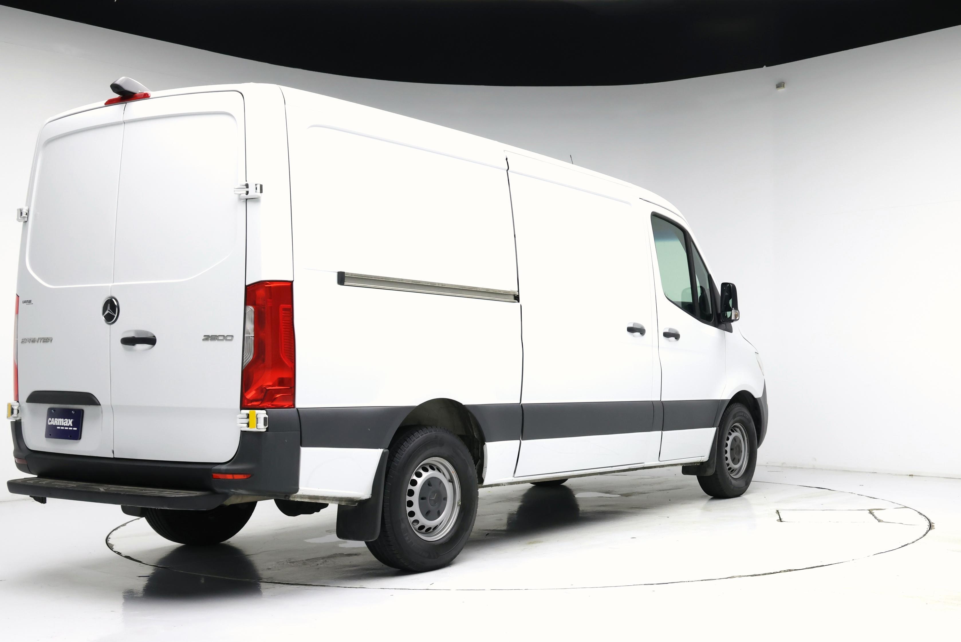 Thumbnail: 2021 Mercedes-Benz Sprinter - 8