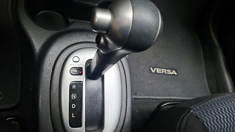 2018 Nissan Versa Note SV 17