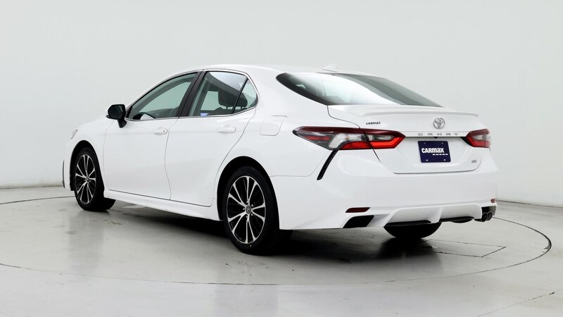 2023 Toyota Camry SE 2