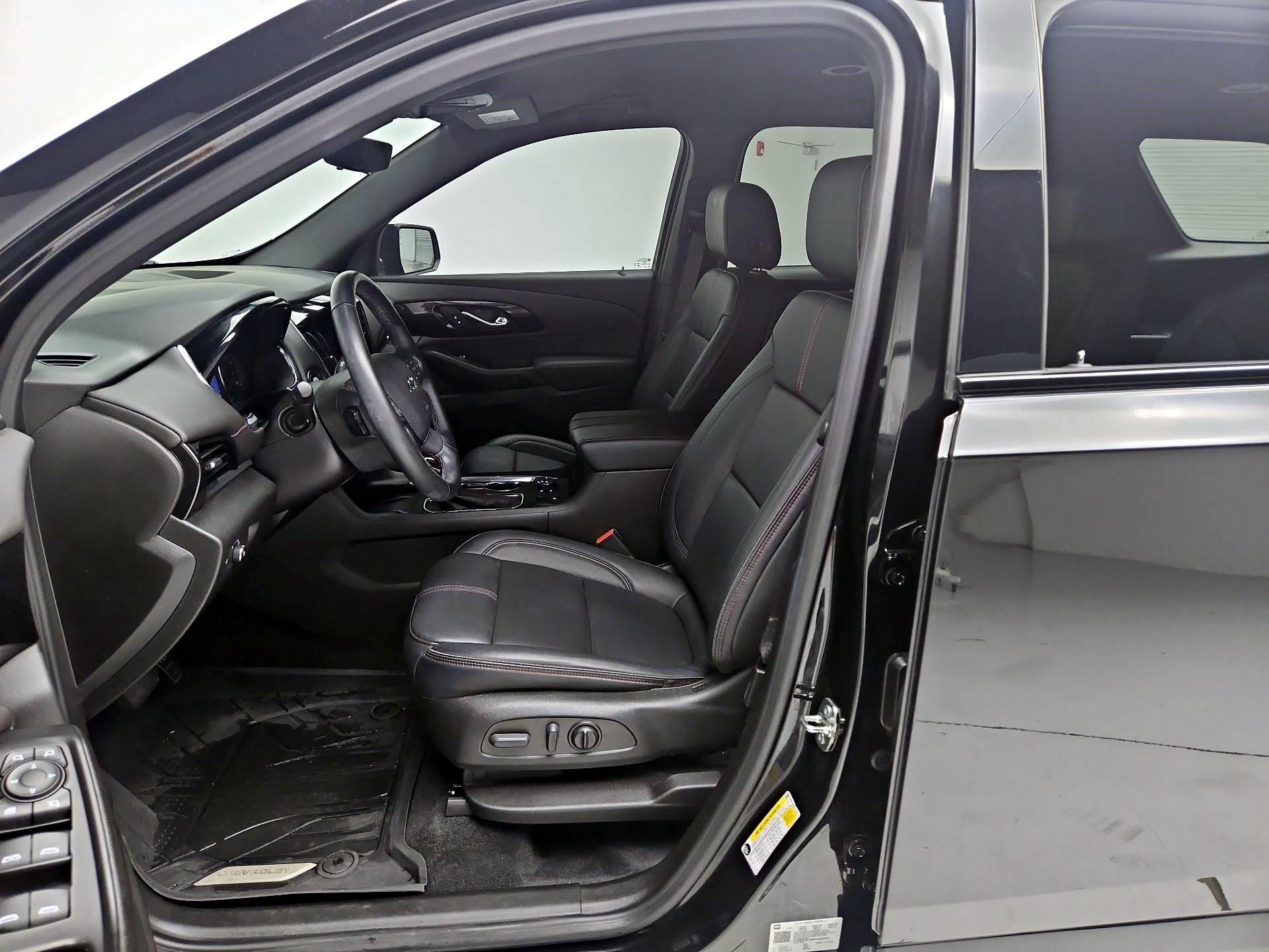 Thumbnail: 2023 Chevrolet Traverse - 11