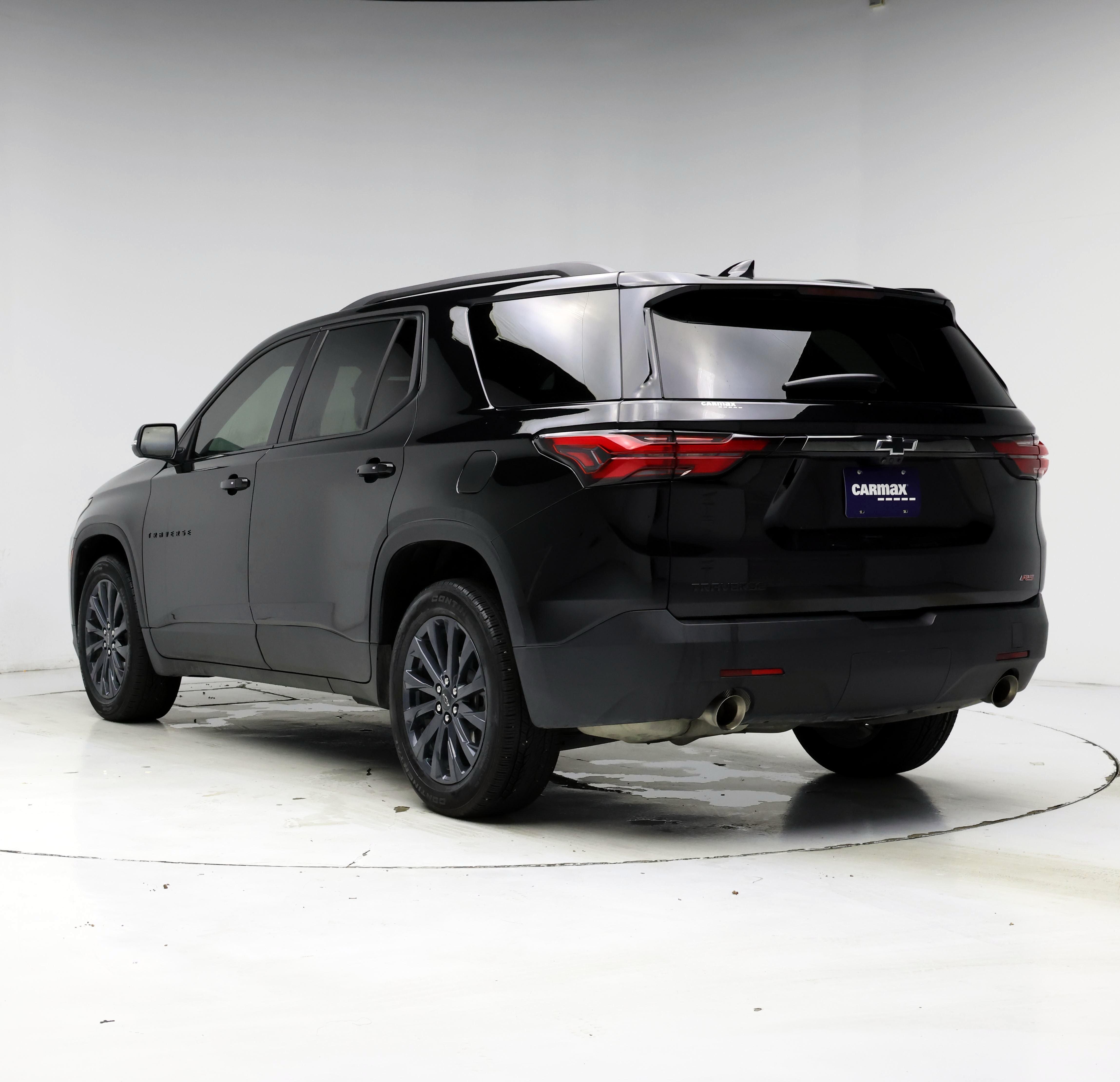 Thumbnail: 2023 Chevrolet Traverse - 2