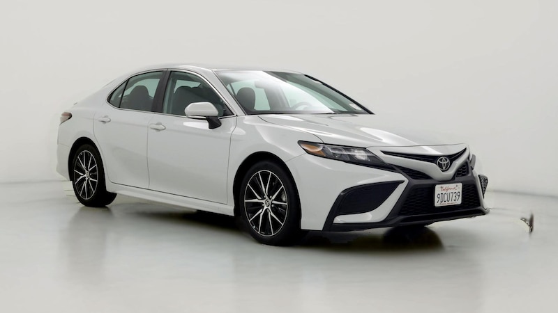 2023 Toyota Camry SE Hero Image