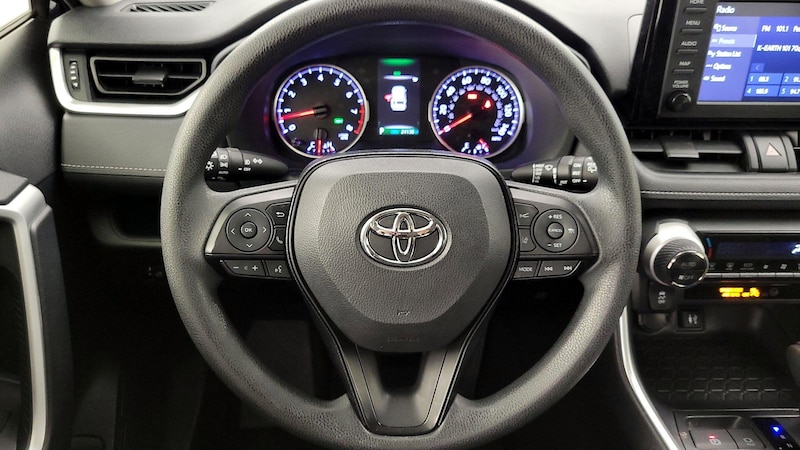 2019 Toyota RAV4 XLE 10