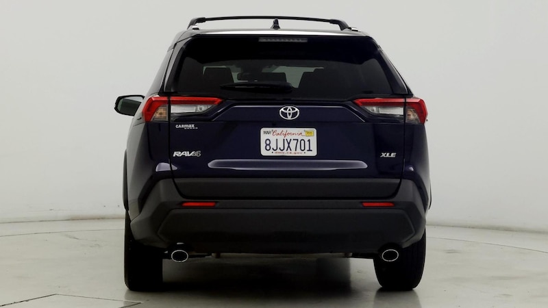 2019 Toyota RAV4 XLE 6