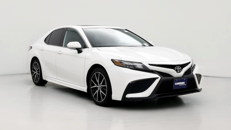 2021 Toyota Camry SE Hero Image