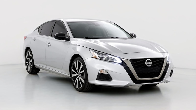 2022 Nissan Altima SR Hero Image