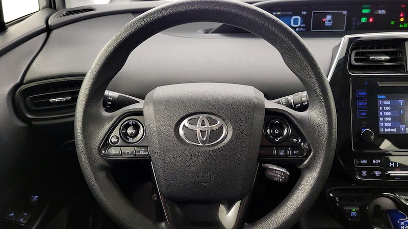 2019 Toyota Prius LE 10