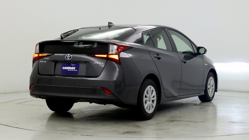 2019 Toyota Prius LE 8