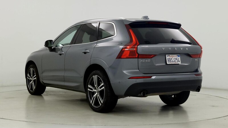 2018 Volvo XC60 T5 Momentum 2