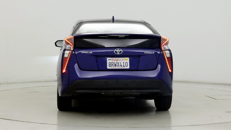 2018 Toyota Prius One 6