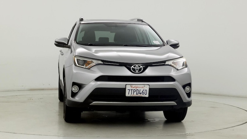 2016 Toyota RAV4 XLE 5