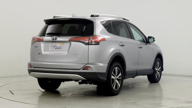 2016 Toyota RAV4 XLE 8