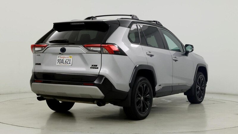 2022 Toyota RAV4 XSE 8