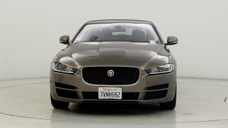 2017 Jaguar XE Prestige 5