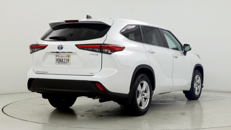 2023 Toyota Highlander LE 8