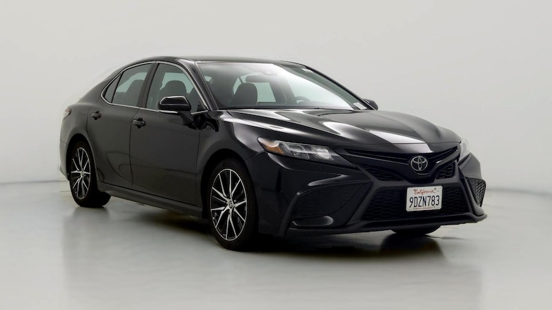 2023 Toyota Camry SE Hero Image