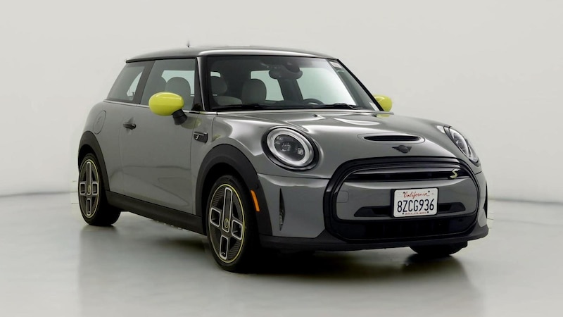 2022 MINI Cooper Hardtop SE Hero Image