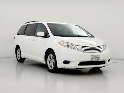 2015 Toyota Sienna LE -
                Los Angeles, CA