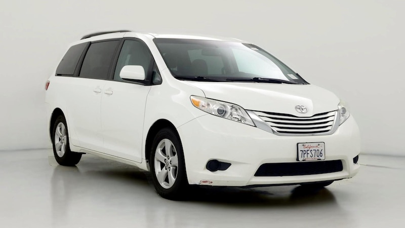 2015 Toyota Sienna LE Hero Image