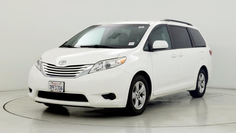 2015 Toyota Sienna LE 4