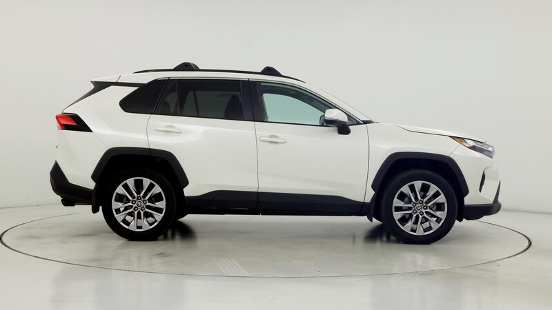 2022 Toyota RAV4 XLE Premium 7