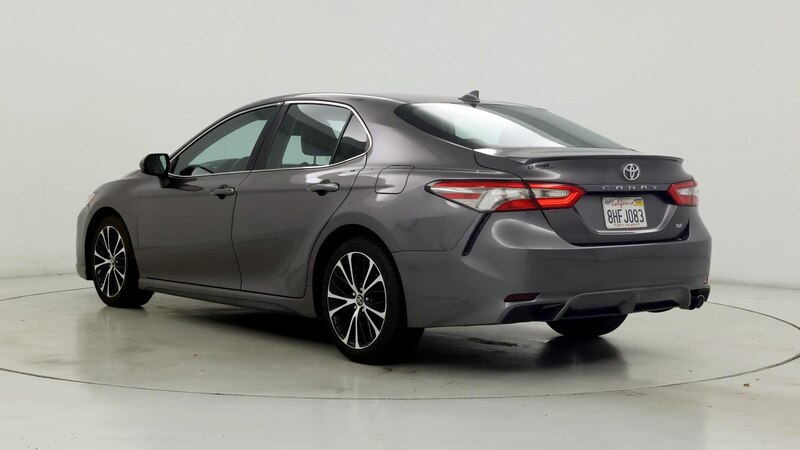 2019 Toyota Camry SE 2