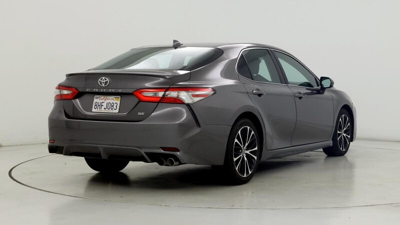 2019 Toyota Camry SE 8