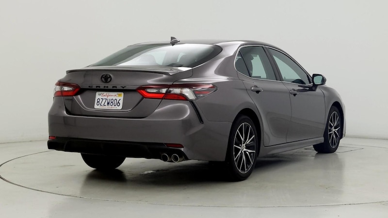 2022 Toyota Camry SE 8