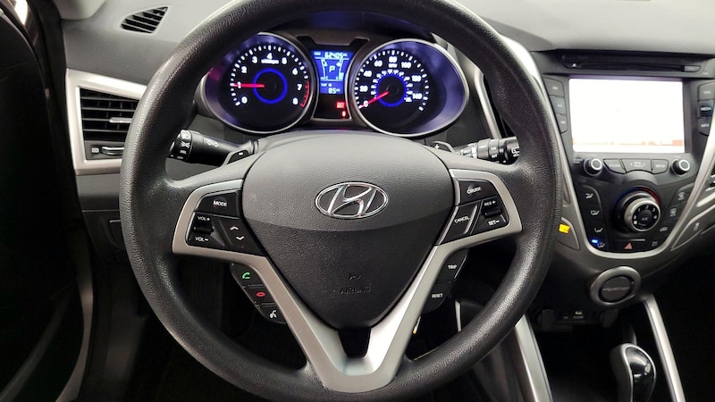 2015 Hyundai Veloster  10