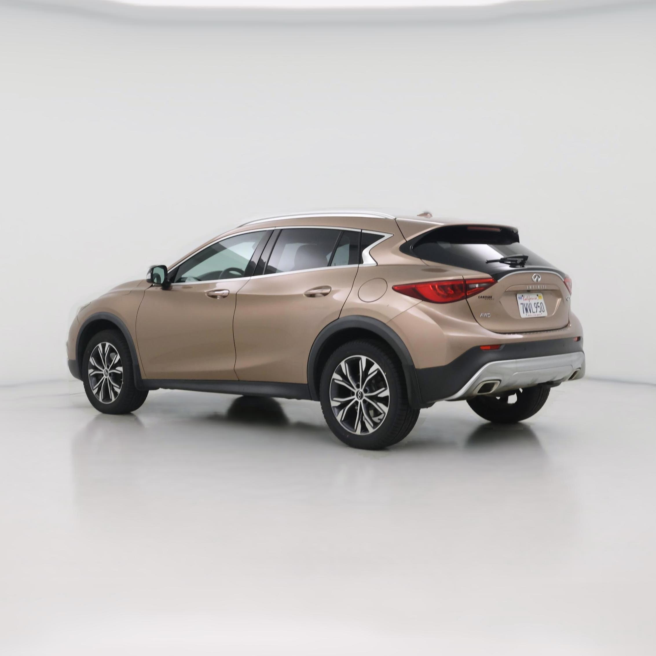 Thumbnail: 2017 INFINITI QX30 - 1