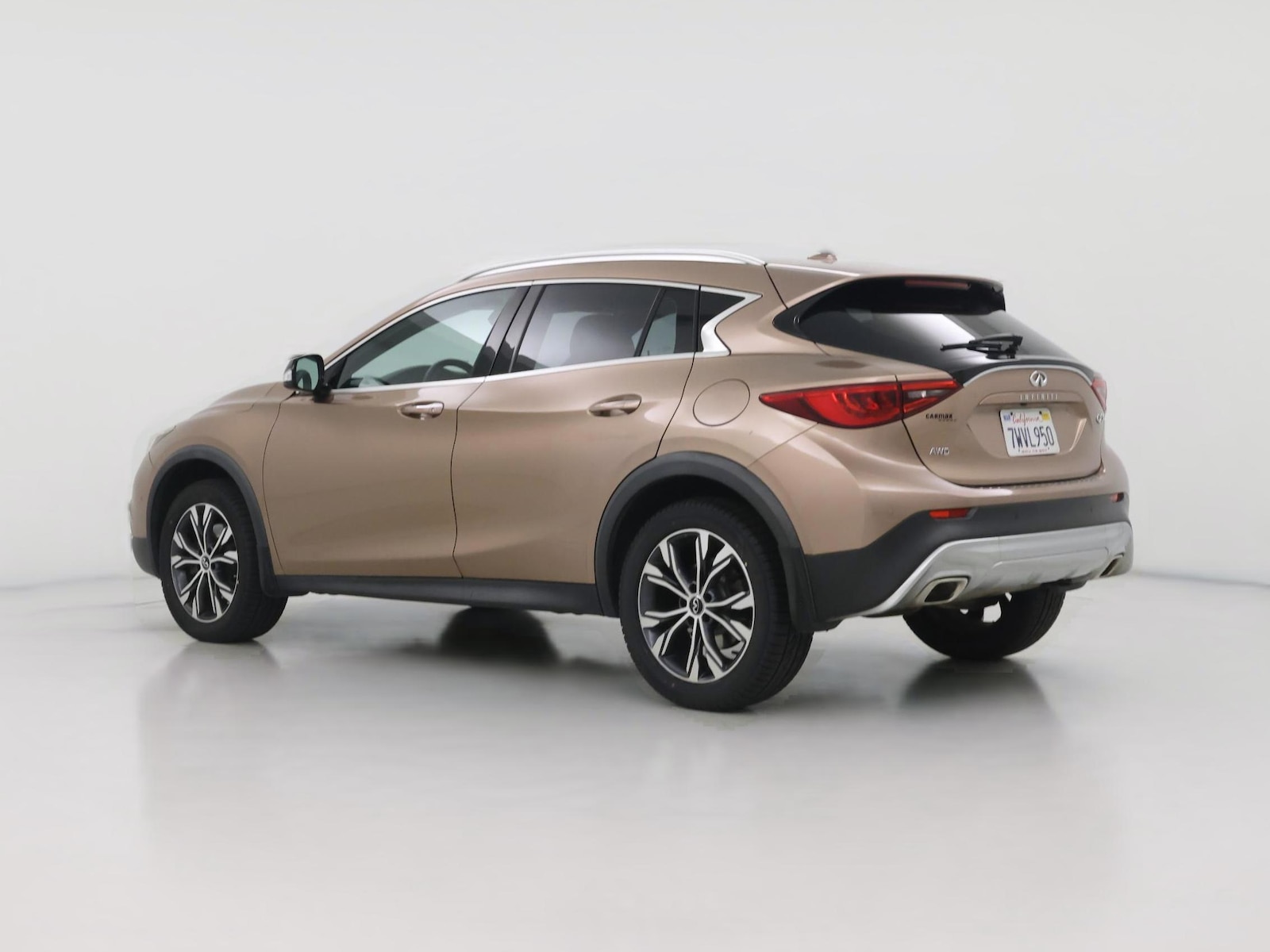 2017 INFINITI QX30