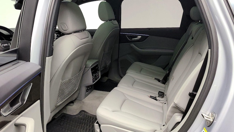2021 Audi Q7 Prestige 21