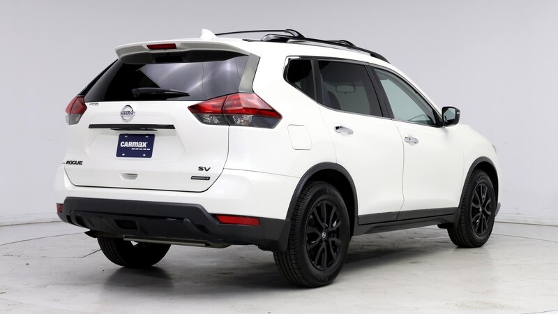 2018 Nissan Rogue SV 8