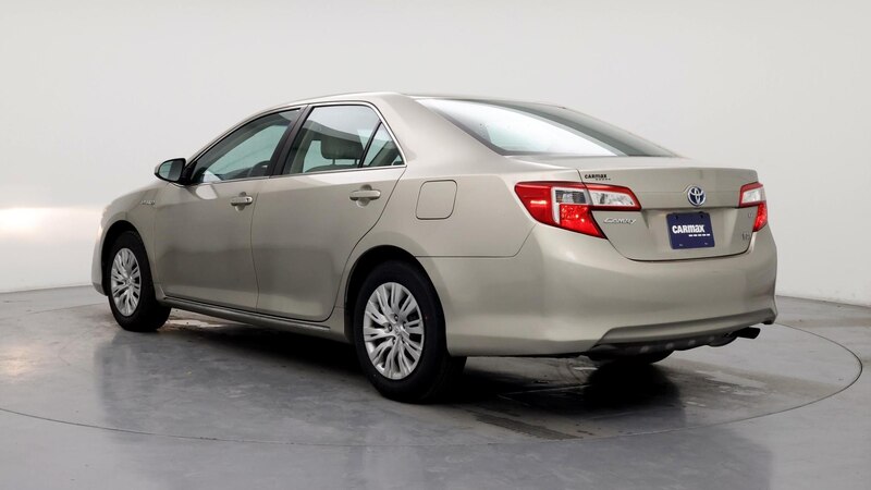 2013 Toyota Camry LE 2