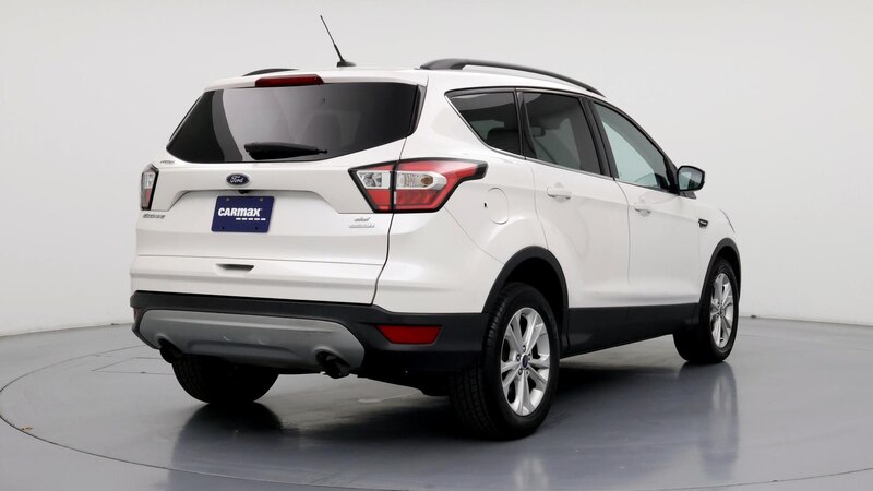 2017 Ford Escape SE 8