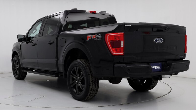 2021 Ford F-150 XLT 2