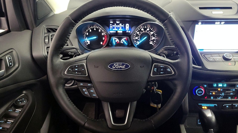 2017 Ford Escape SE 10