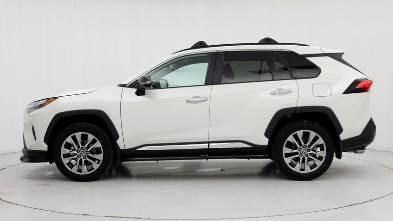 2022 Toyota RAV4 XLE Premium 3