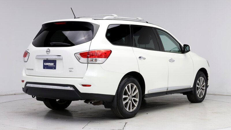 2016 Nissan Pathfinder SL 8