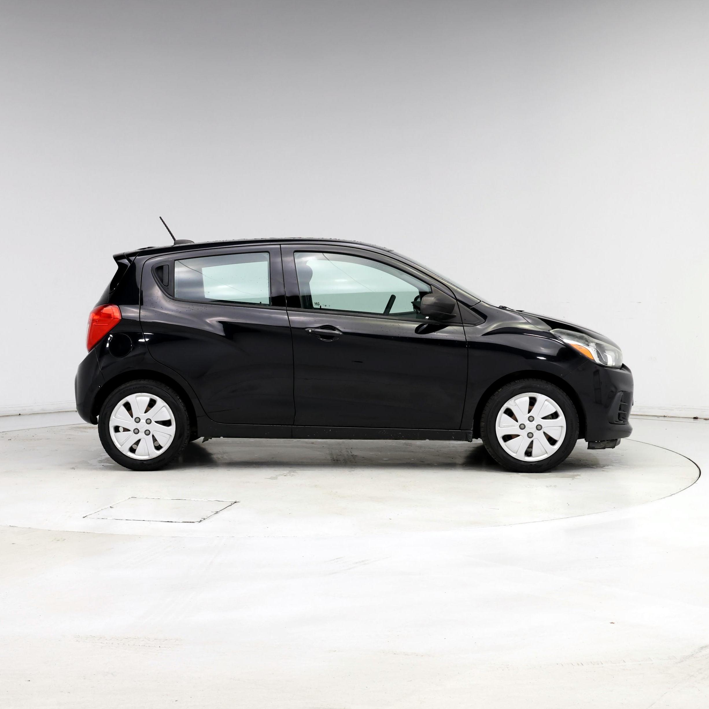 Thumbnail: 2017 Chevrolet Spark - 7