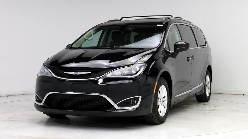 2018 Chrysler Pacifica Touring L 4