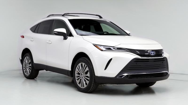 2022 Toyota Venza XLE Hero Image