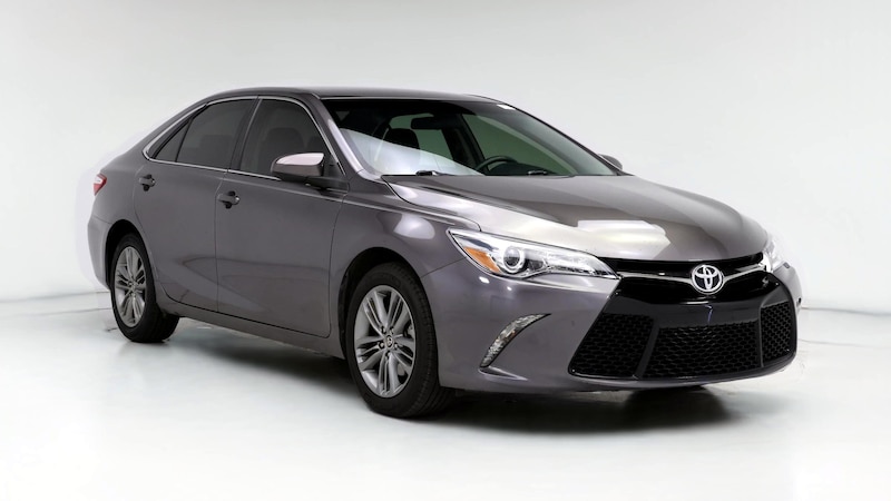 2015 Toyota Camry SE Hero Image