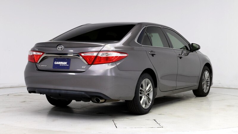 2015 Toyota Camry SE 8