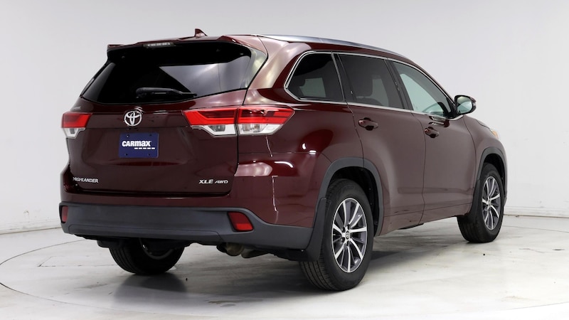 2017 Toyota Highlander XLE 8