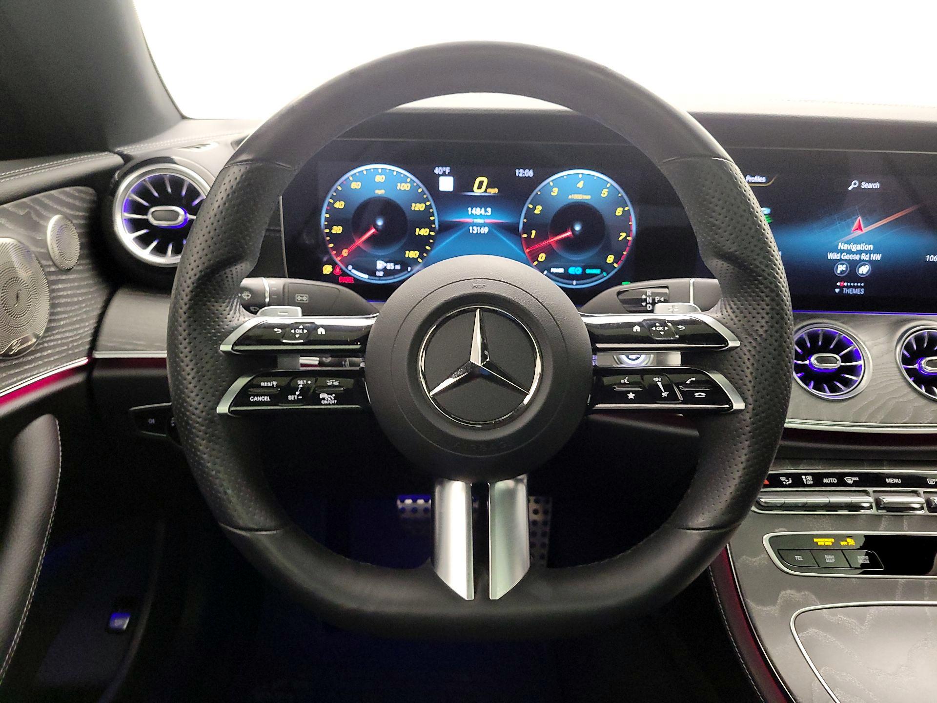 Thumbnail: 2022 Mercedes-Benz E-Class - 10