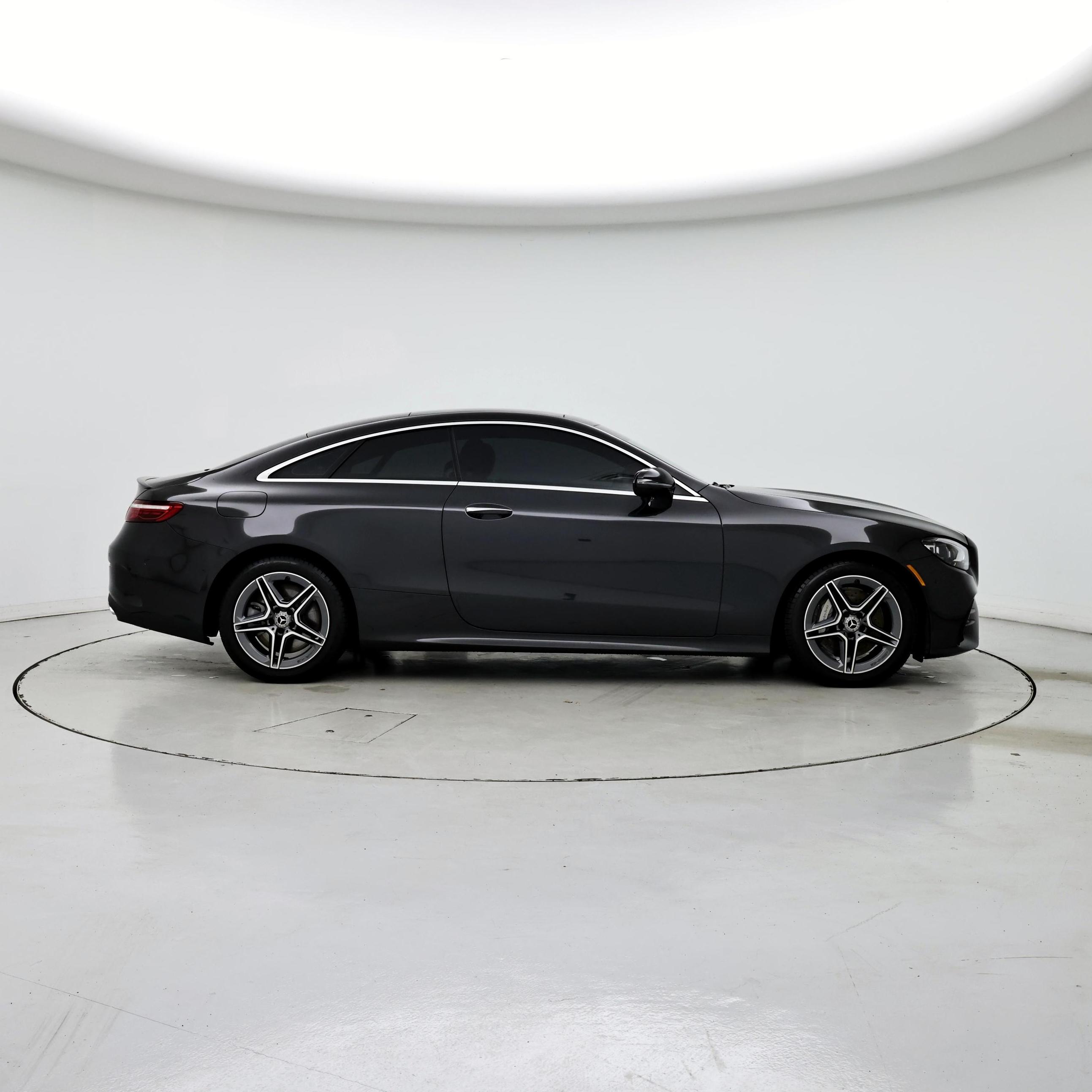 Thumbnail: 2022 Mercedes-Benz E-Class - 7