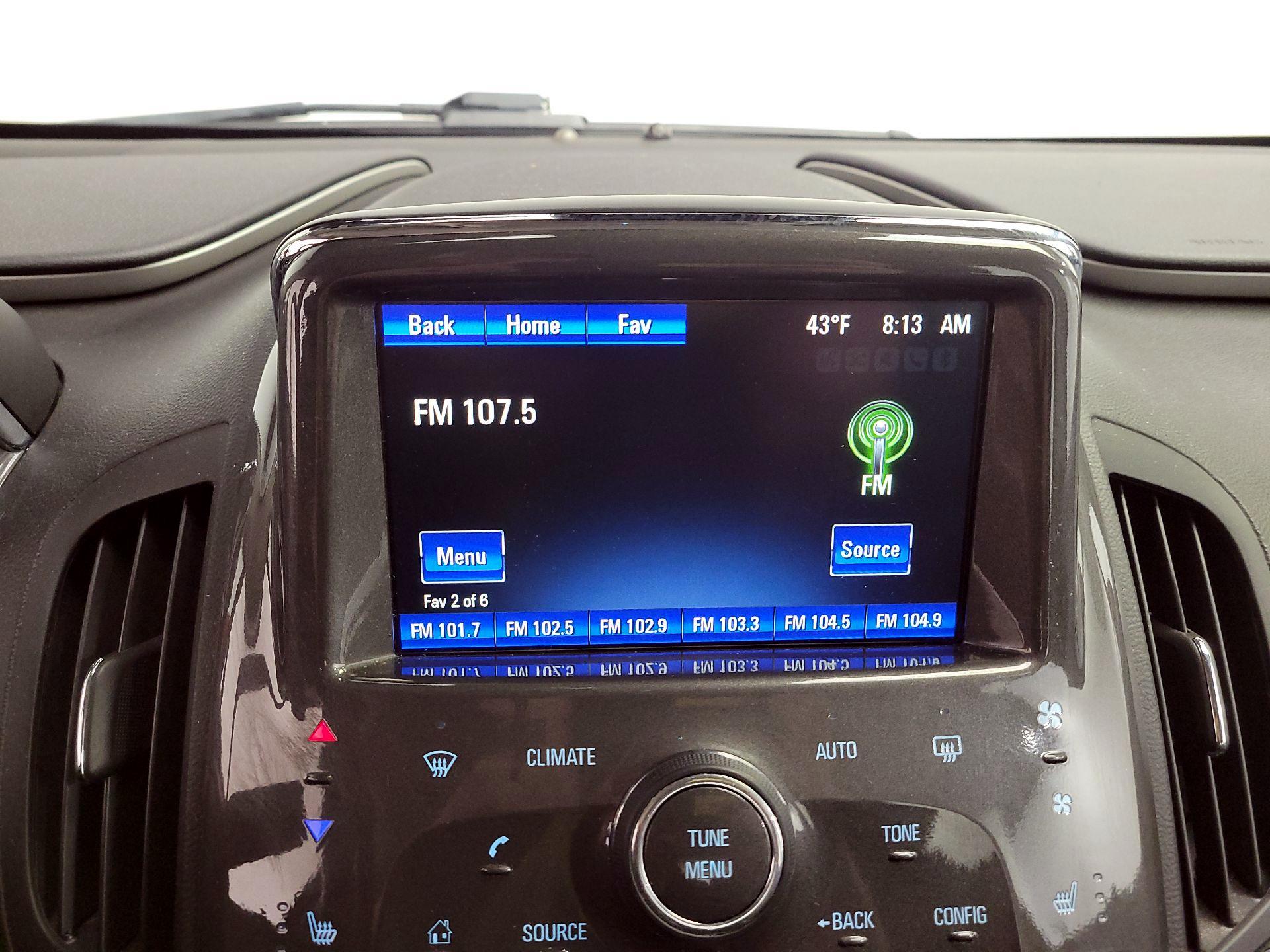 Thumbnail: 2015 Chevrolet Volt - 15